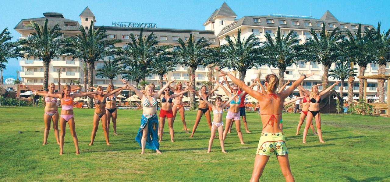 Mc Arancia Resort Hotel Alanya Bagian luar foto